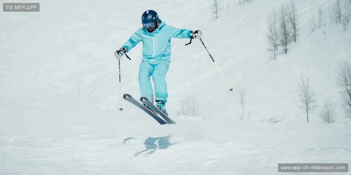 装备你的运动生活!🎯 从潮流服饰到专业器材,一站式满足你的热爱!